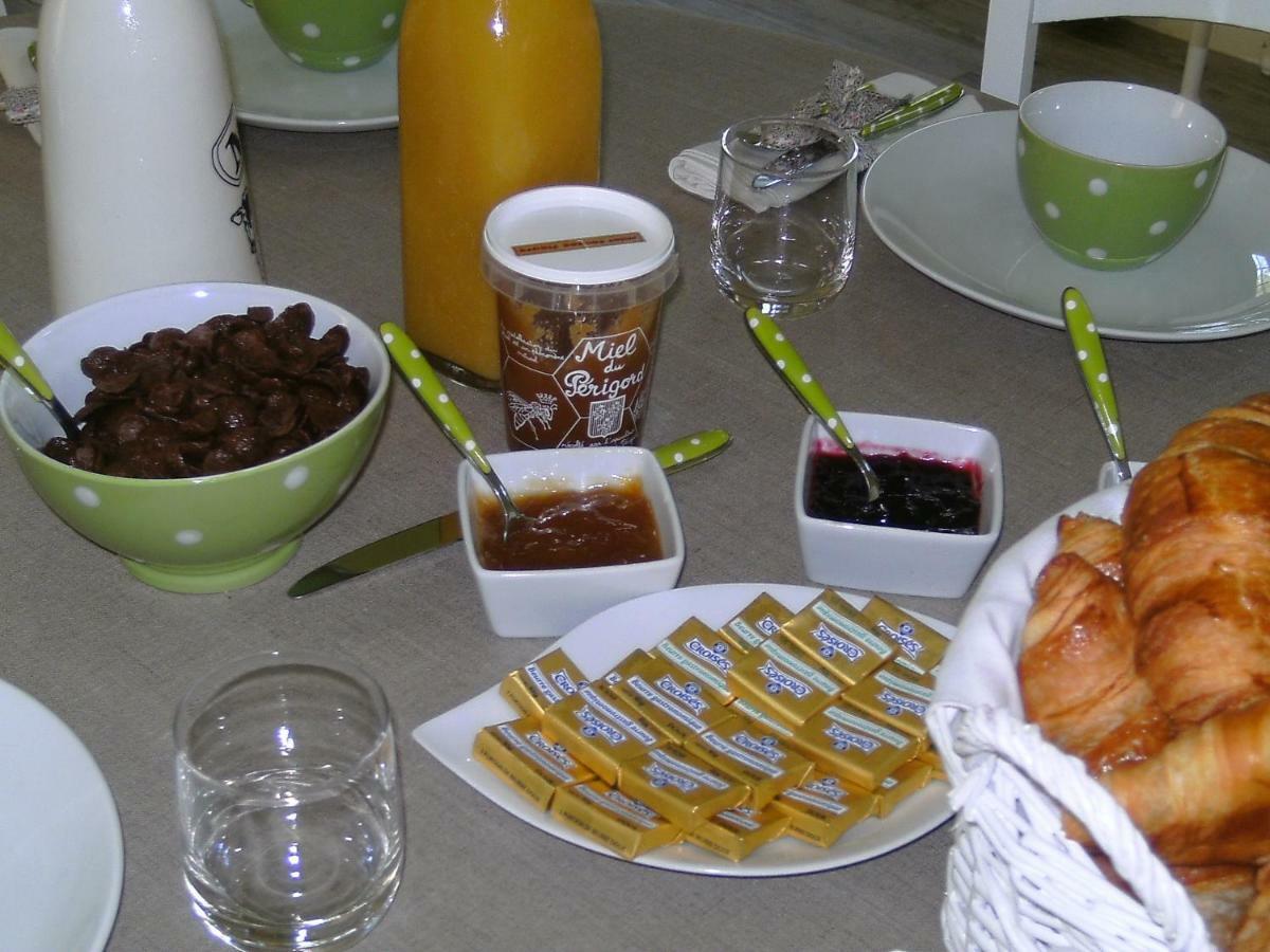 Le Manoir De Sanilhac Bed & Breakfast Notre-Dame-de-Sanilhac Ngoại thất bức ảnh